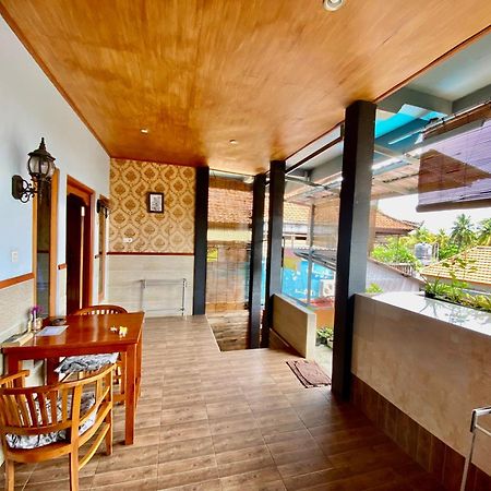 Sawitri Homestay Padangbai  Extérieur photo