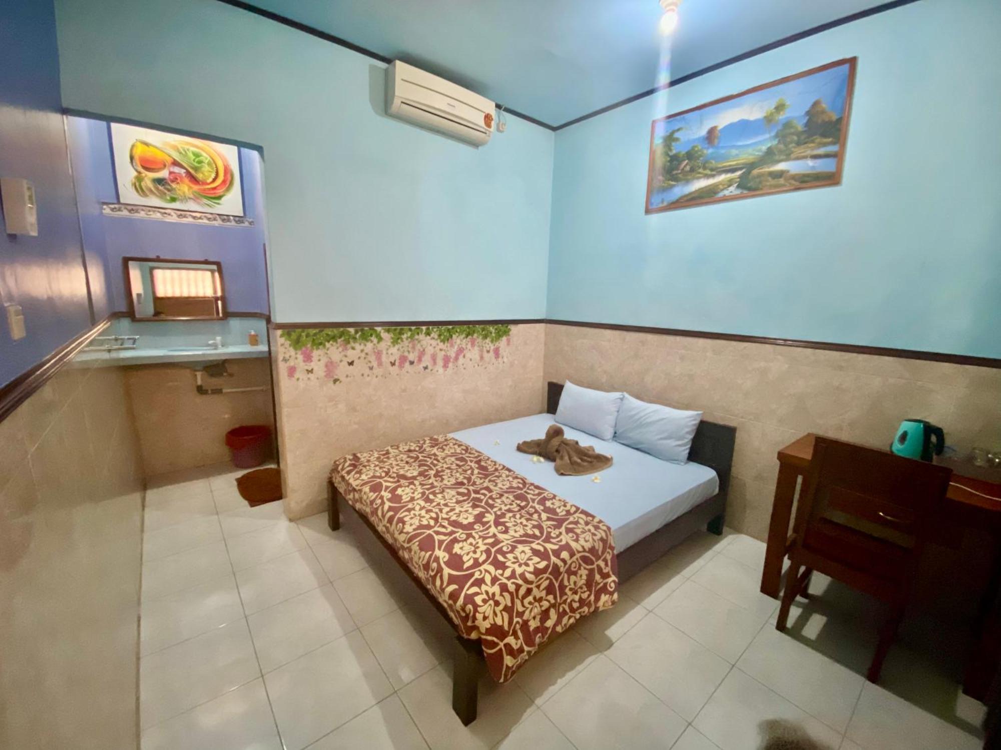 Sawitri Homestay Padangbai  Extérieur photo