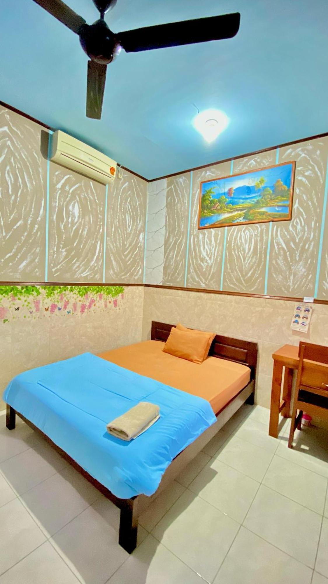 Sawitri Homestay Padangbai  Chambre photo